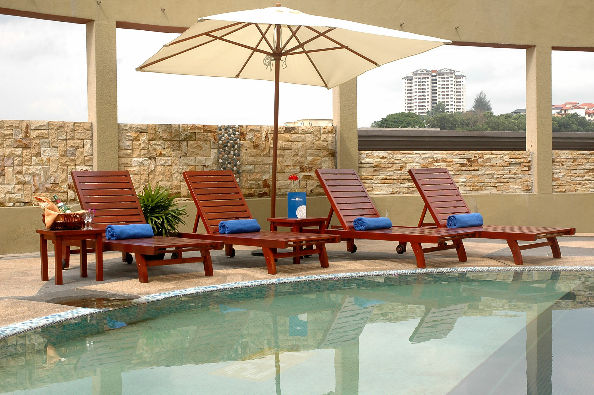 Oriental Crystal Hotel Kajang Bagian luar foto